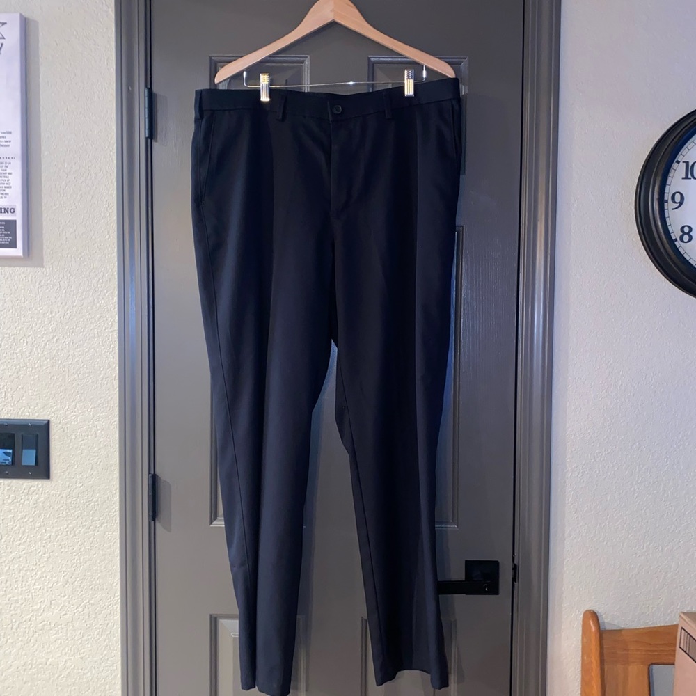 Mens black slacks 40x32 like new